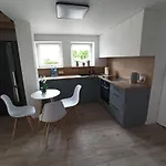 Urban Palace Bezplatne Miejsce Postojowe *