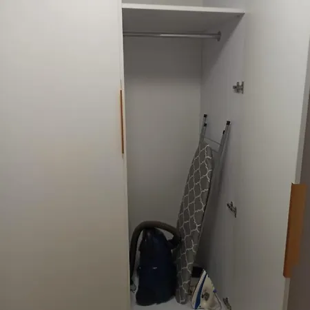 Urban Palace Bezplatne Miejsce Postojowe * Vratislav