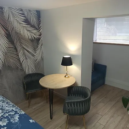 Urban Palace Bezpłatne Miejsce Postojowe